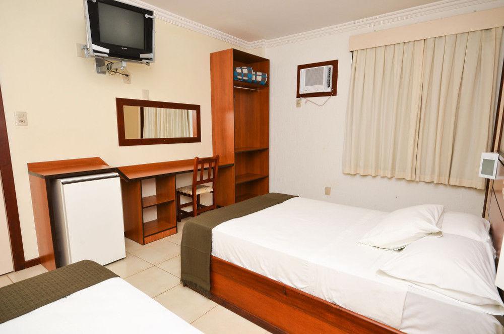 Hotel Balneário Cabo Frio Esterno foto