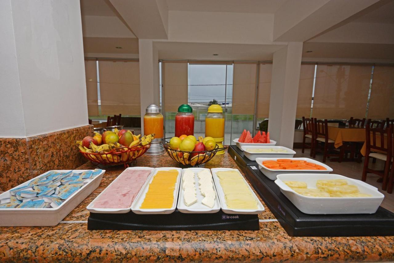Hotel Balneário Cabo Frio Esterno foto